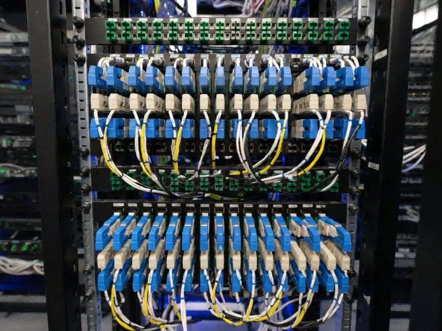 QSFP Module: 40G/100G/400G Form Factor Complete Guide